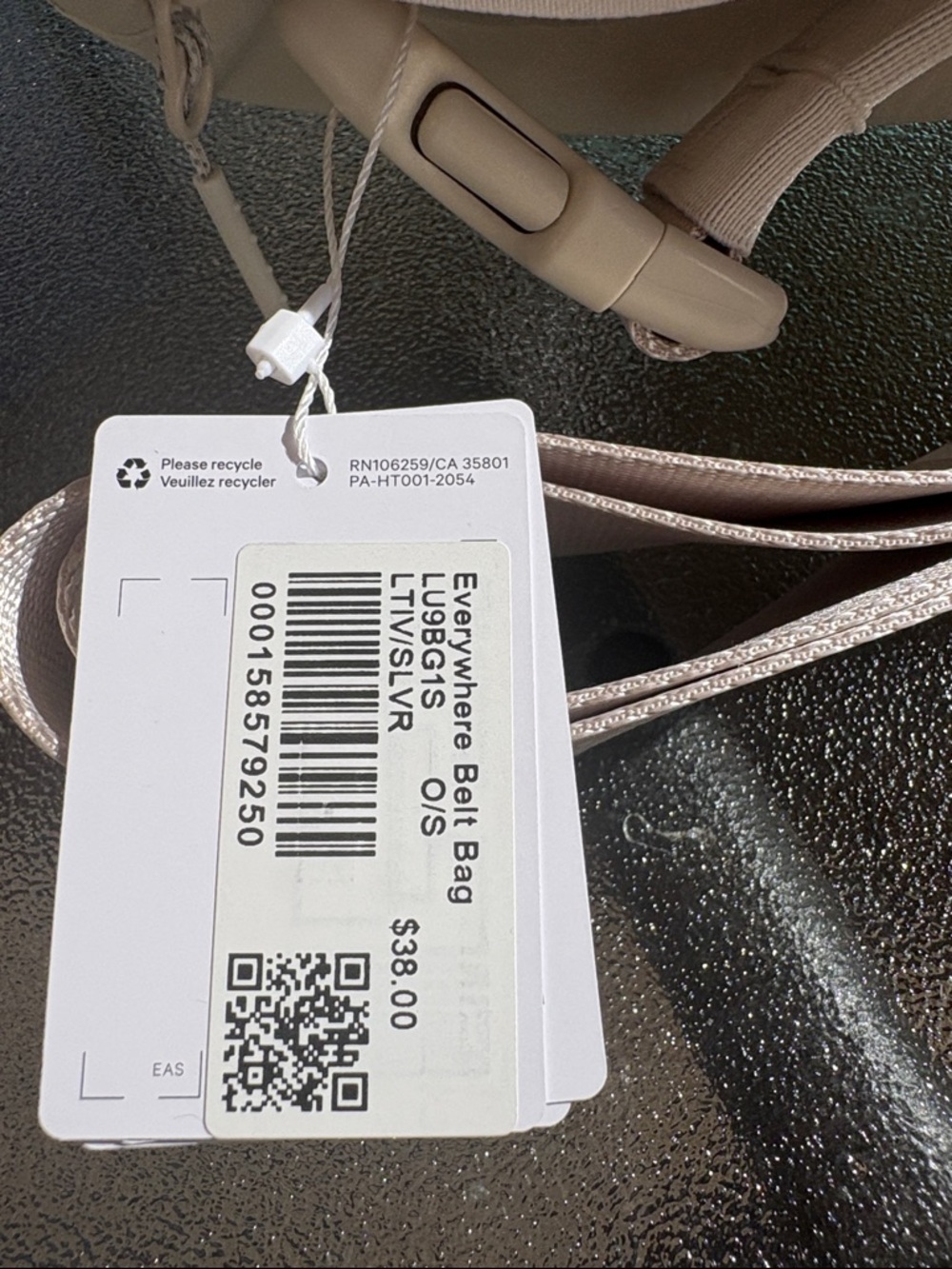 Lululemon Everywhere Belt Bag NWT Soft Beige Crossbody Fanny Pack - Picture 3 of 7
